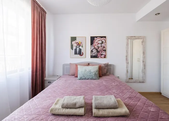 Chic Downtown Flat ヴァルナ