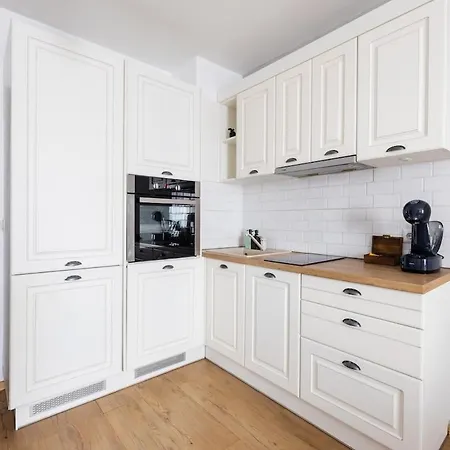 Chic Downtown Flat Apartman Várna